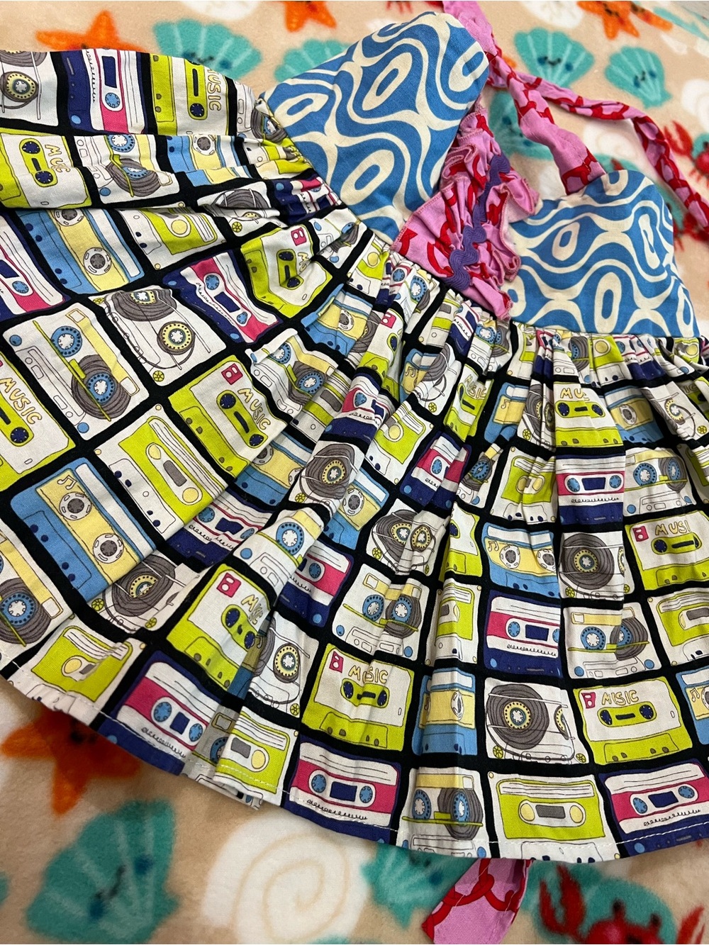 Sweet Petunia size 4, Colorful Cassette Print top